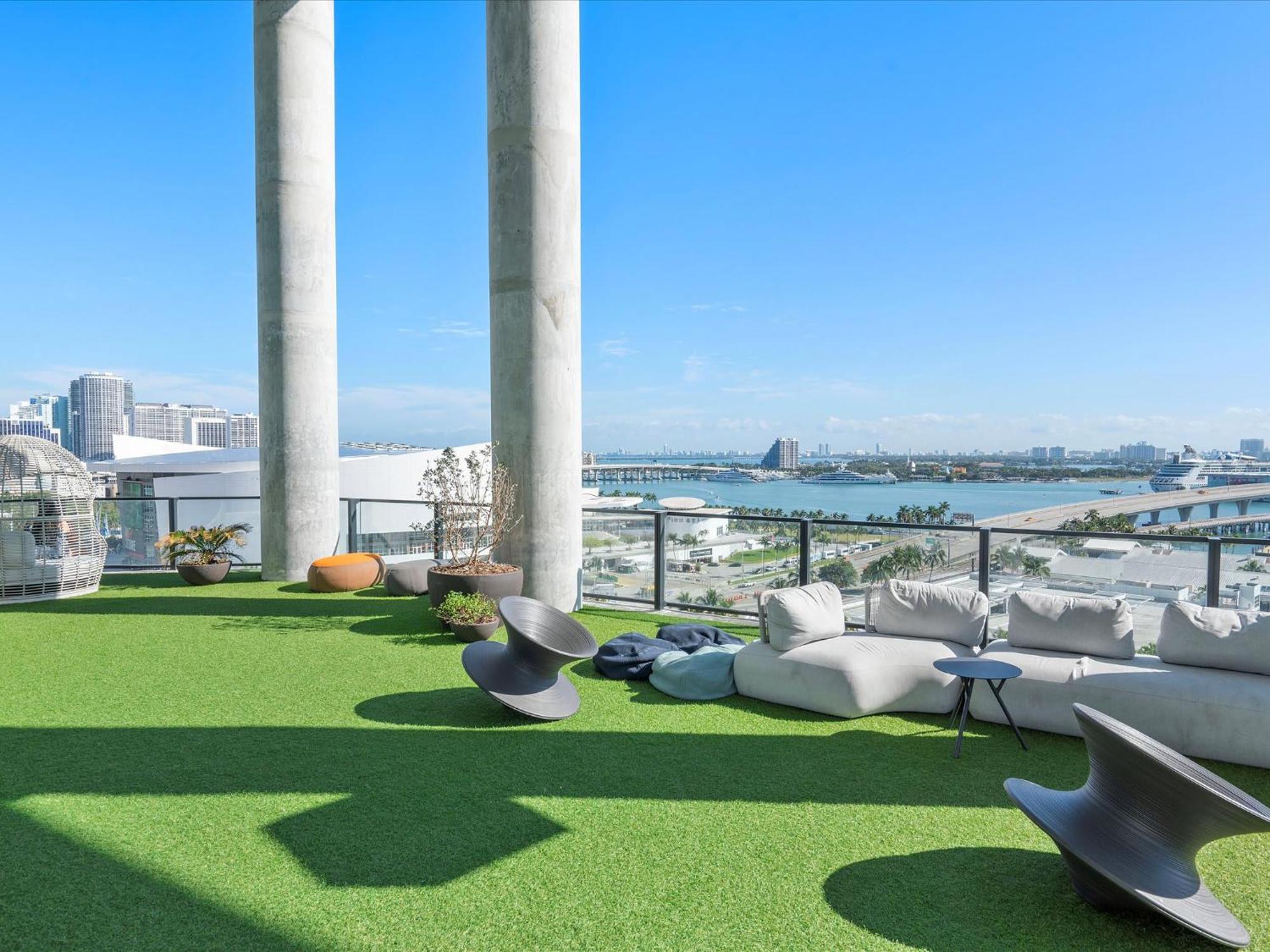 Apartment Mvr - With Miami-s 1 Suprhost - 11k Reviews Miami